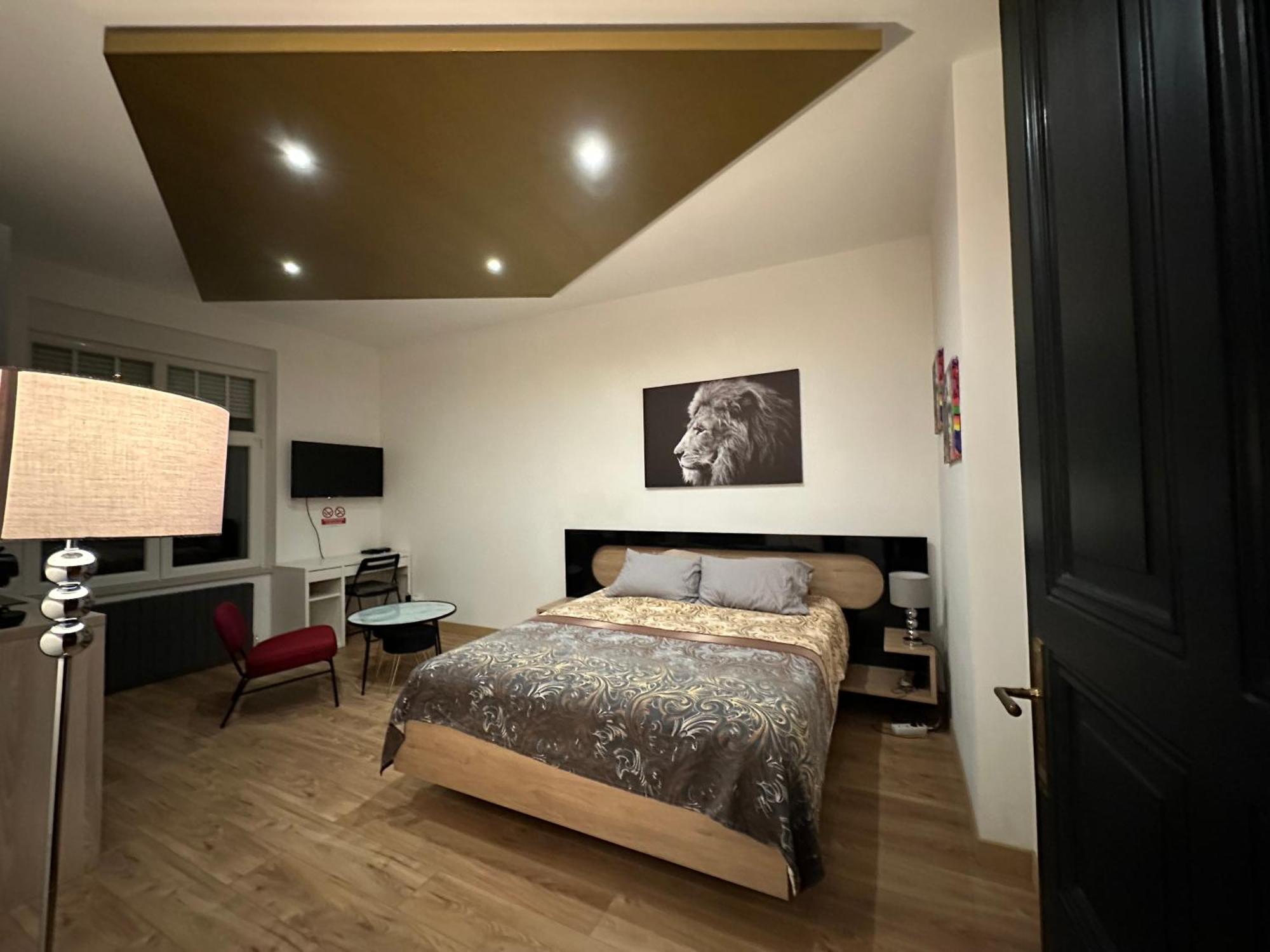 Serenity Bed Palace 2 Metz Gare Ngoại thất bức ảnh
